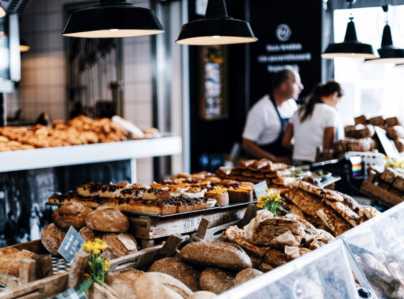 boulangerie-SIX FOURS LES PLAGES-min_bakery_bread_food_market_pastries_shop_store-1169705